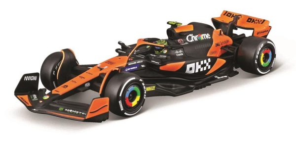 Mclaren MCL 38 #81 OSCAR PIASTRI 2024 With Helmet Escala - 1:43